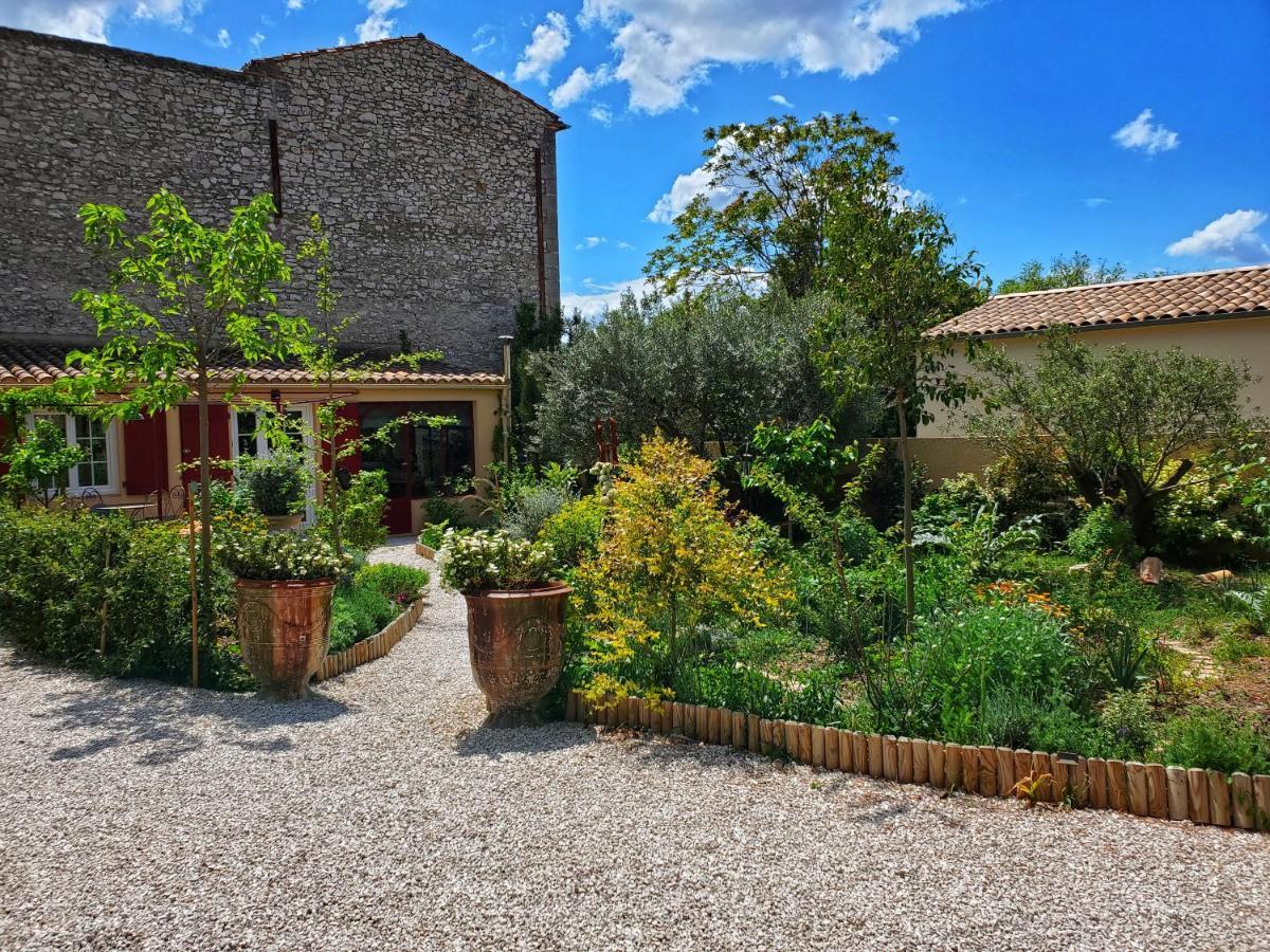 La Dolce Vita - Studio Dans Propriete Avec Piscine Montpeyroux  Bagian luar foto